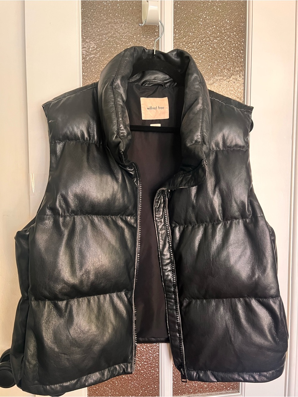 Aritzia - Wilfred Black Quilted Puffer Vest with High Collar